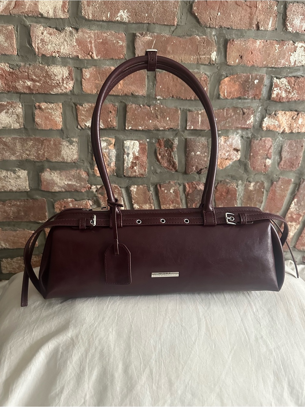Burgundy House of Harlow Barrel Bag